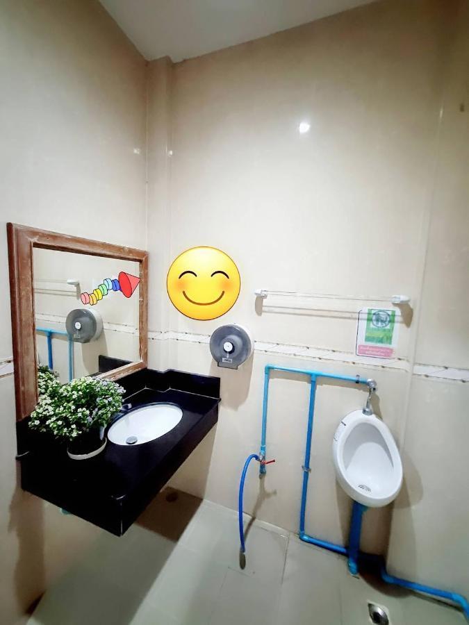 T2B Hostel Чиангмай Экстерьер фото